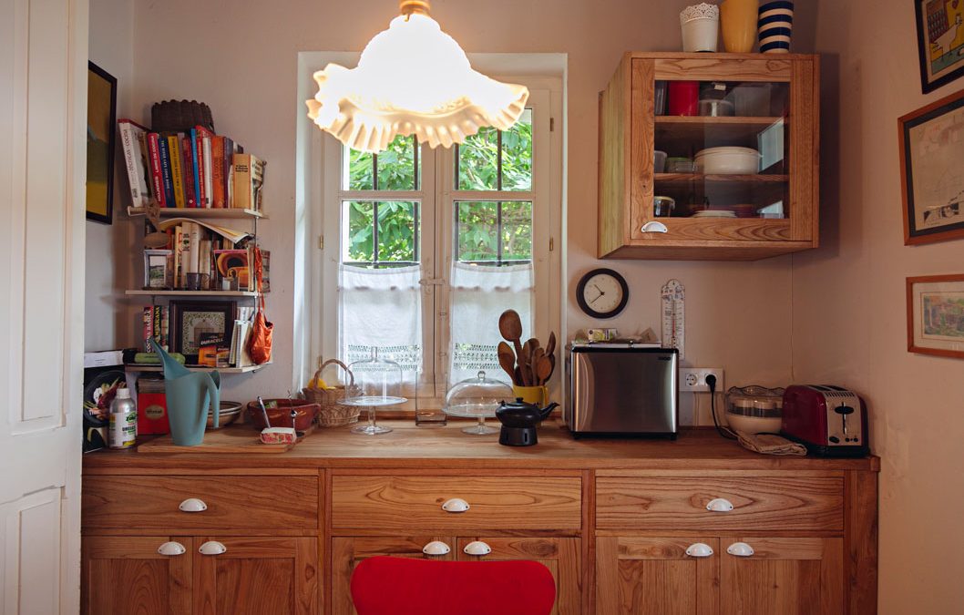 Una cocina a medida, de madera… y diseño